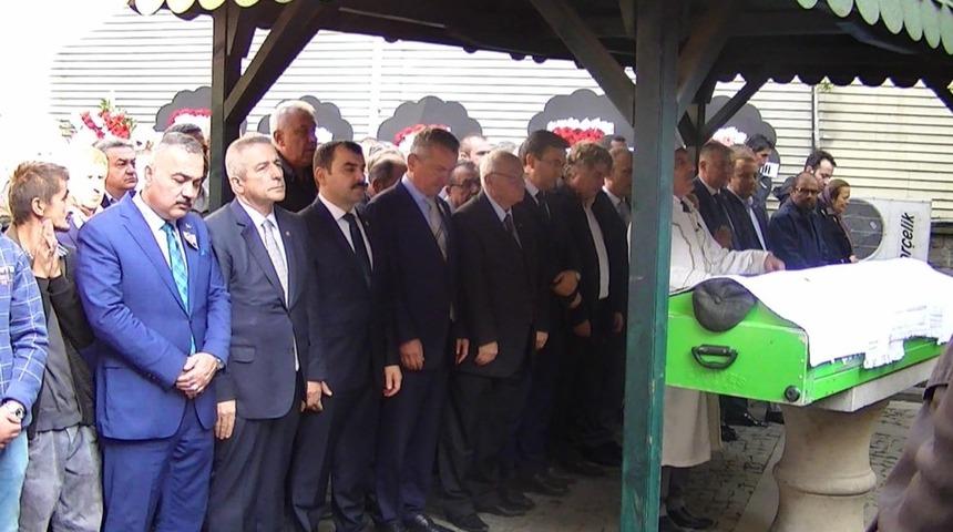 Baba Kamitoğlu son yolculuğuna uğurlandı