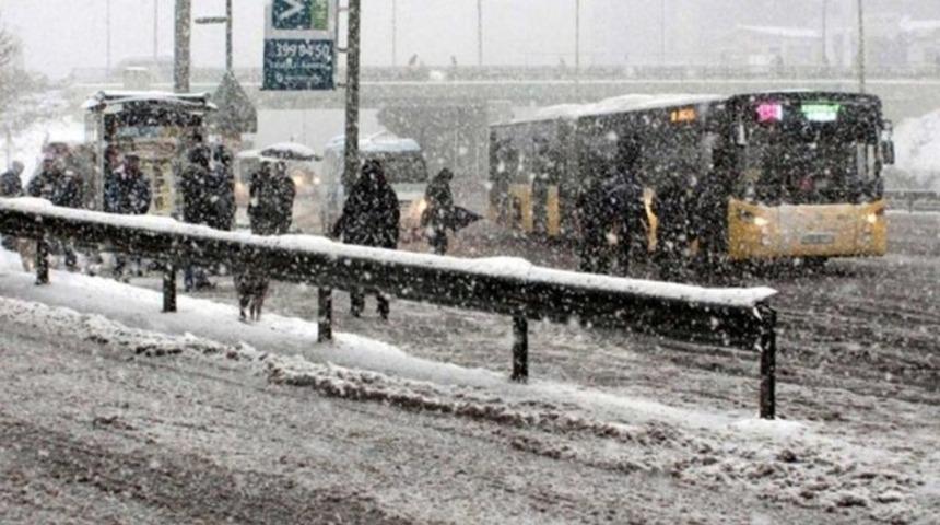 Meteoroloji'den bir kar yağışı uyarısı daha! İstanbul ve Ankara için açıklama