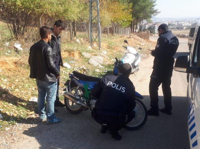 Ş&uuml;pheli kişi ve ara&ccedil;lar &uuml;zerinde denetimler devam ediyor 1