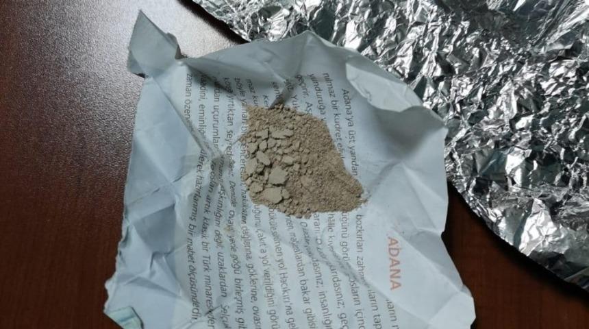 Kovalamaca sonucu yakalanan otomobilden eroin &ccedil;ıktı