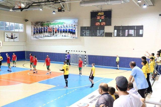 Selka Eskişehir Hentbol Takımı: 31 - Adıyaman Belediyesi Hentbol Takımı:30